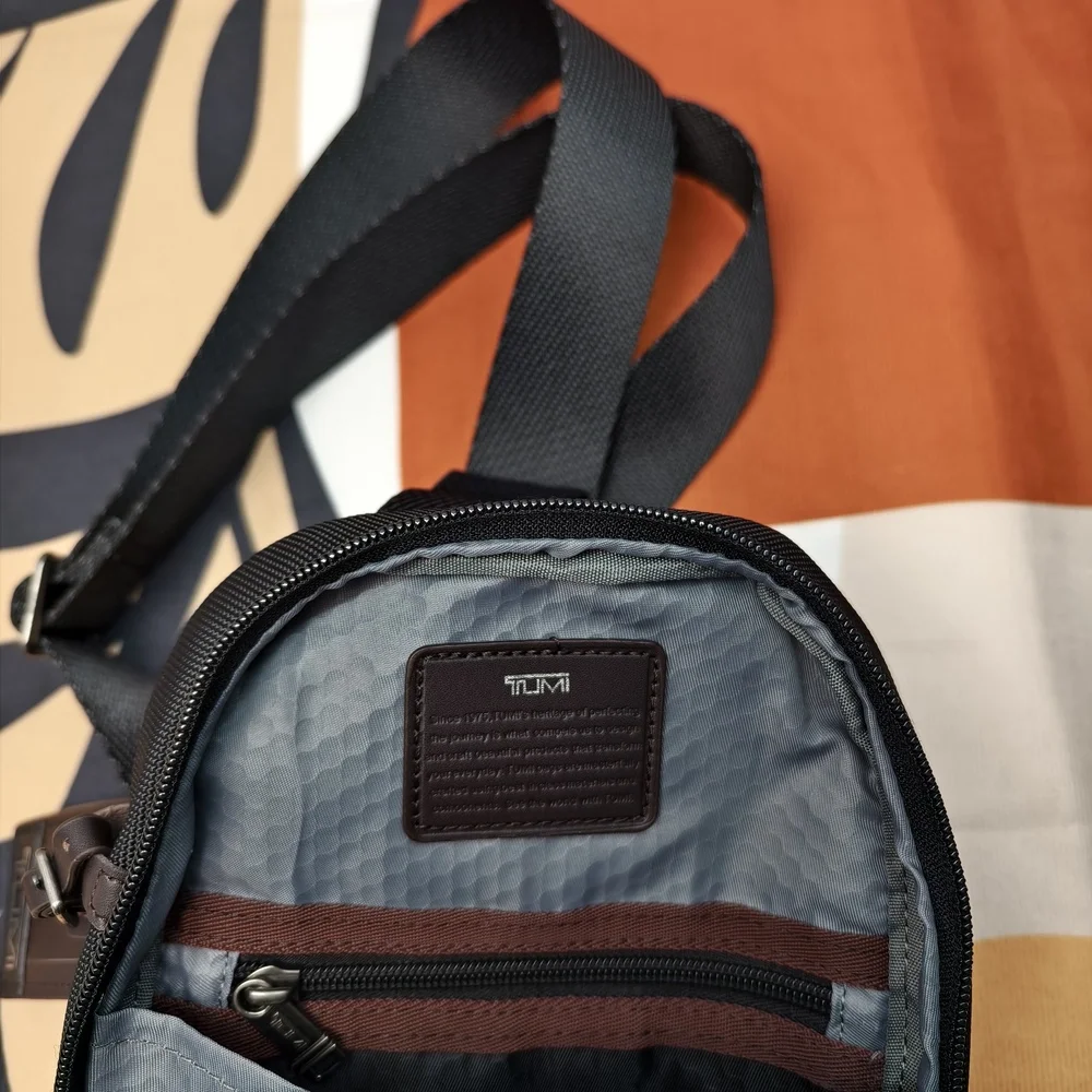 🍒 Tumi Alpha Bravo Compact Shoulder Bag|Chest Pack
